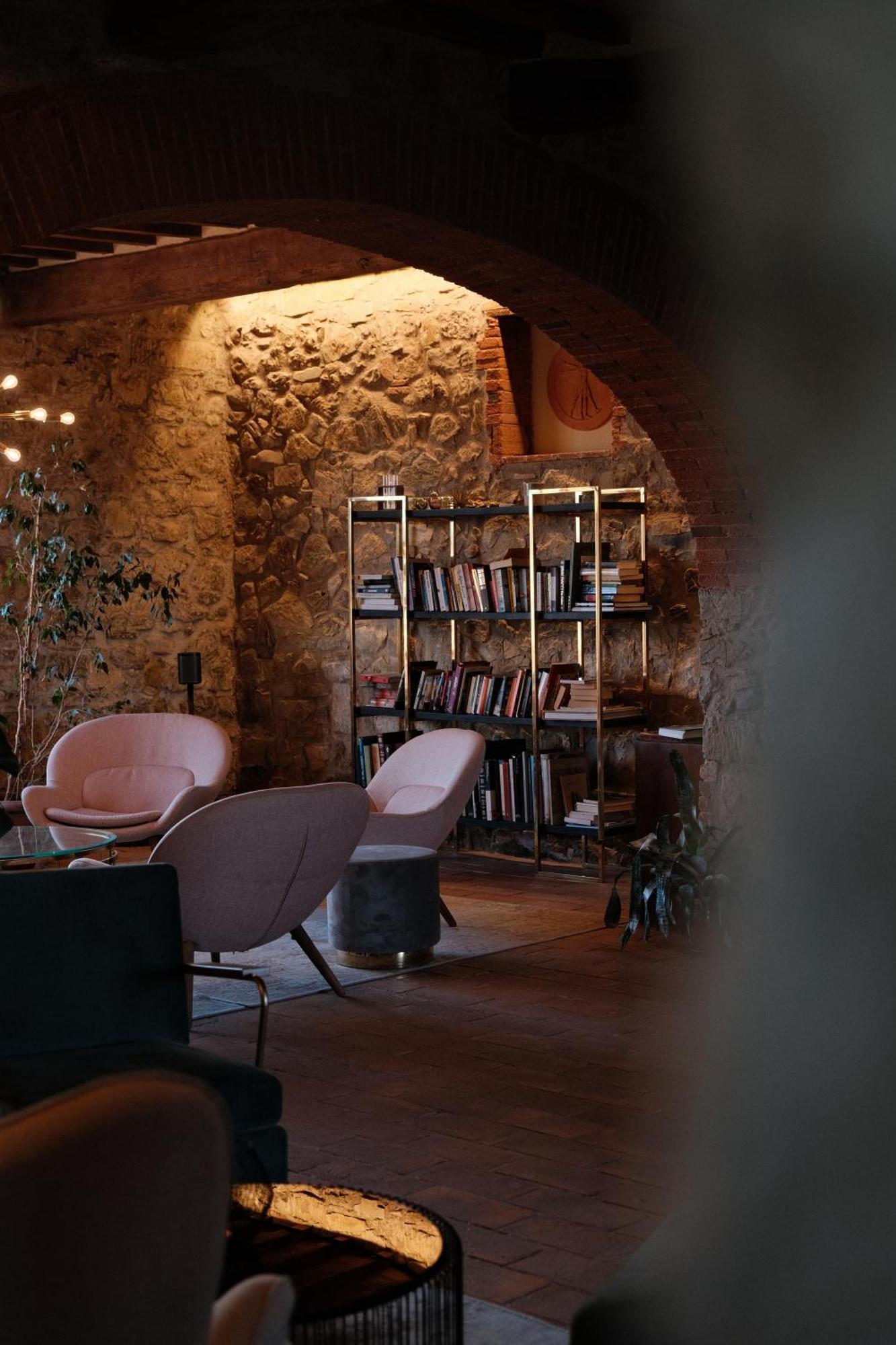 Vin Hotel - Wine Resort And Agriturismo Montieri Exterior foto